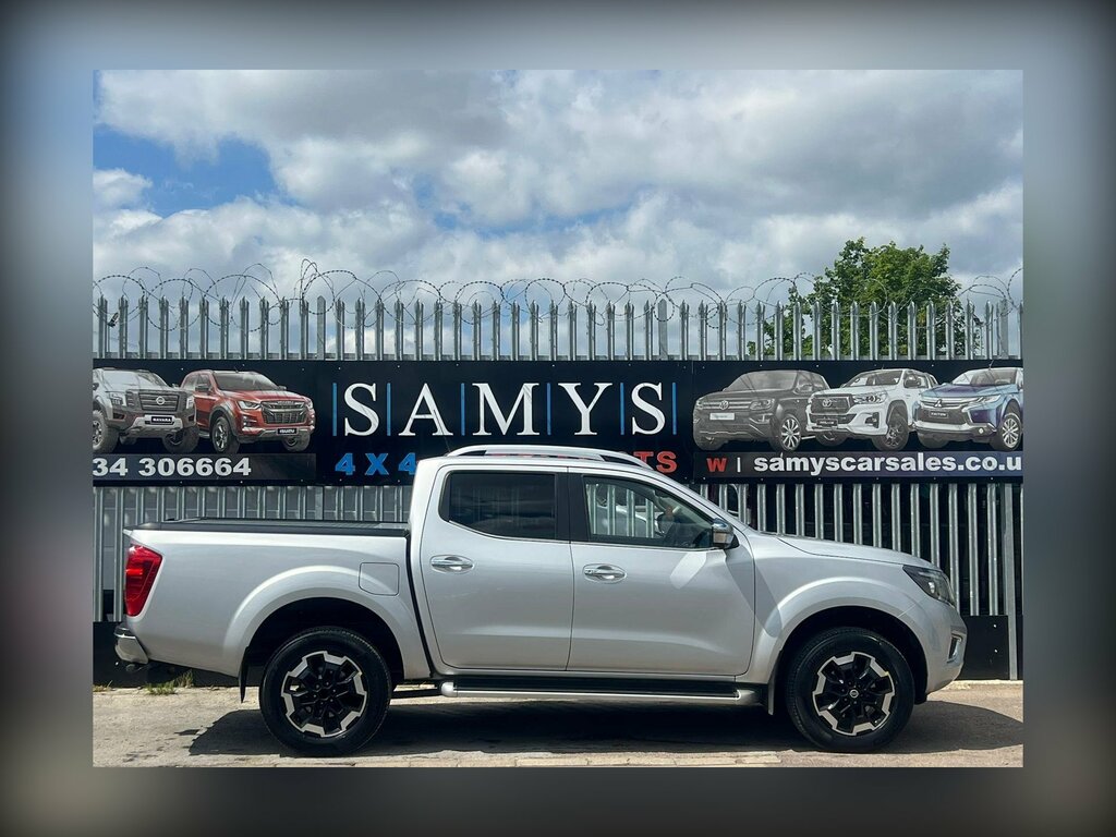 Nissan Navara 2.3 Dci Tekna 4Wd Euro 6 LS70RSU Silver #3