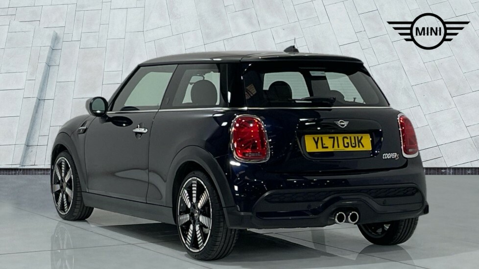 Mini Hatch 3-Door Hatch Cooper S Exclusive YL71GUK Black #4