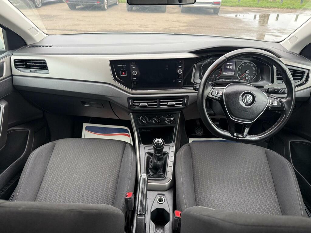 Volkswagen Polo Hatchback 1.0 Tsi Se Euro 6 Ss 201868 YH68XGZ White #2