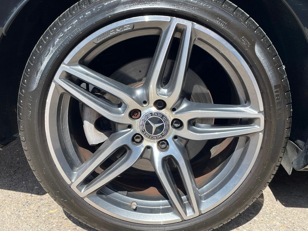 Mercedes-Benz E Class E Class Saloon Black #6