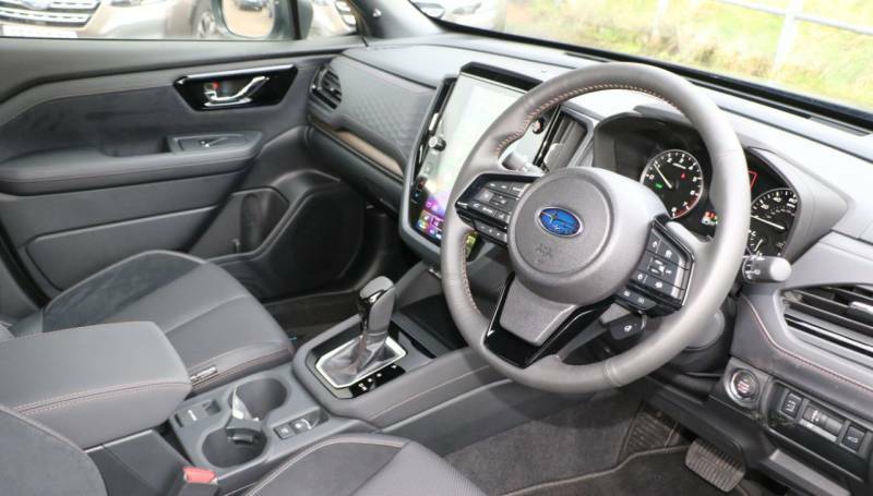 Subaru Forester 2.0I E-boxer Touring Lineartronic - 2025 75 Black #6