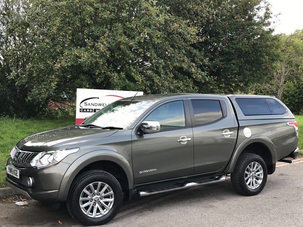 Mitsubishi L200 2.4 Di-d Dc Barbarian 4Wd Green