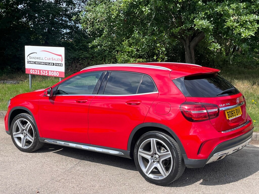 Mercedes-Benz GLA Class 1.6 Amg Line Edition 7G-dct Euro 6 Ss BD69BVV Red #3