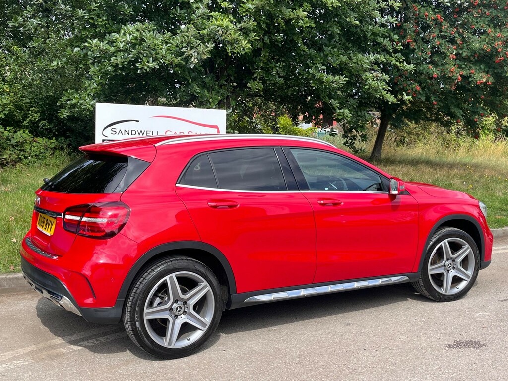 Mercedes-Benz GLA Class 1.6 Amg Line Edition 7G-dct Euro 6 Ss BD69BVV Red #4