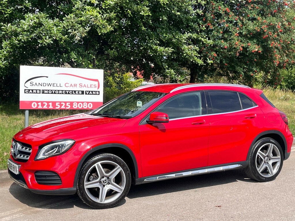 Mercedes-Benz GLA Class 1.6 Amg Line Edition 7G-dct Euro 6 Ss Red