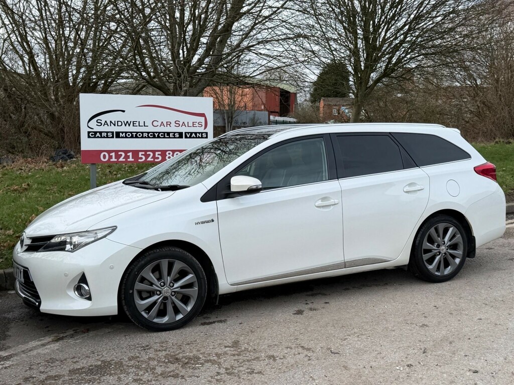 Toyota Auris 1.8 Vvt-h Excel Touring Sports Cvt Euro 5 Ss White