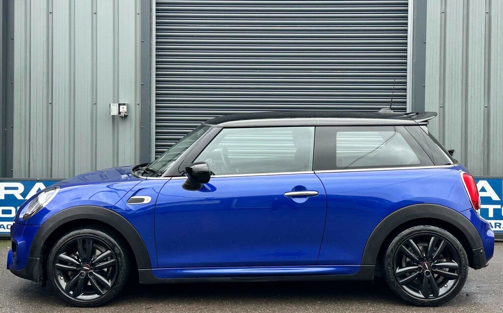 Mini Hatch Cooper Sport NX21OXC #6