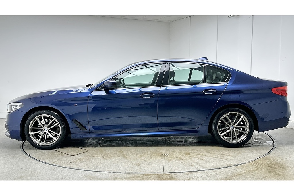 BMW 5 Series 520I M Sport WF68YBZ Blue #6