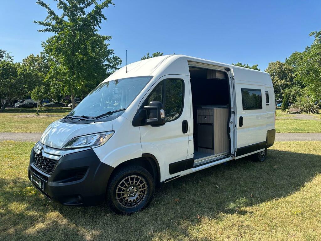 Citroen Relay Camper Van Off Grid Camper Van 2.0 Bluehdi 35 Ente White