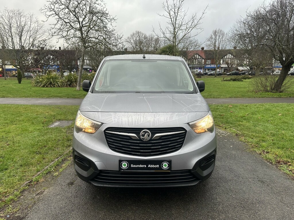 Vauxhall Combo Panel Van 1.5 Turbo D 2300 Dynamic 202271 KR71CCO Grey #2