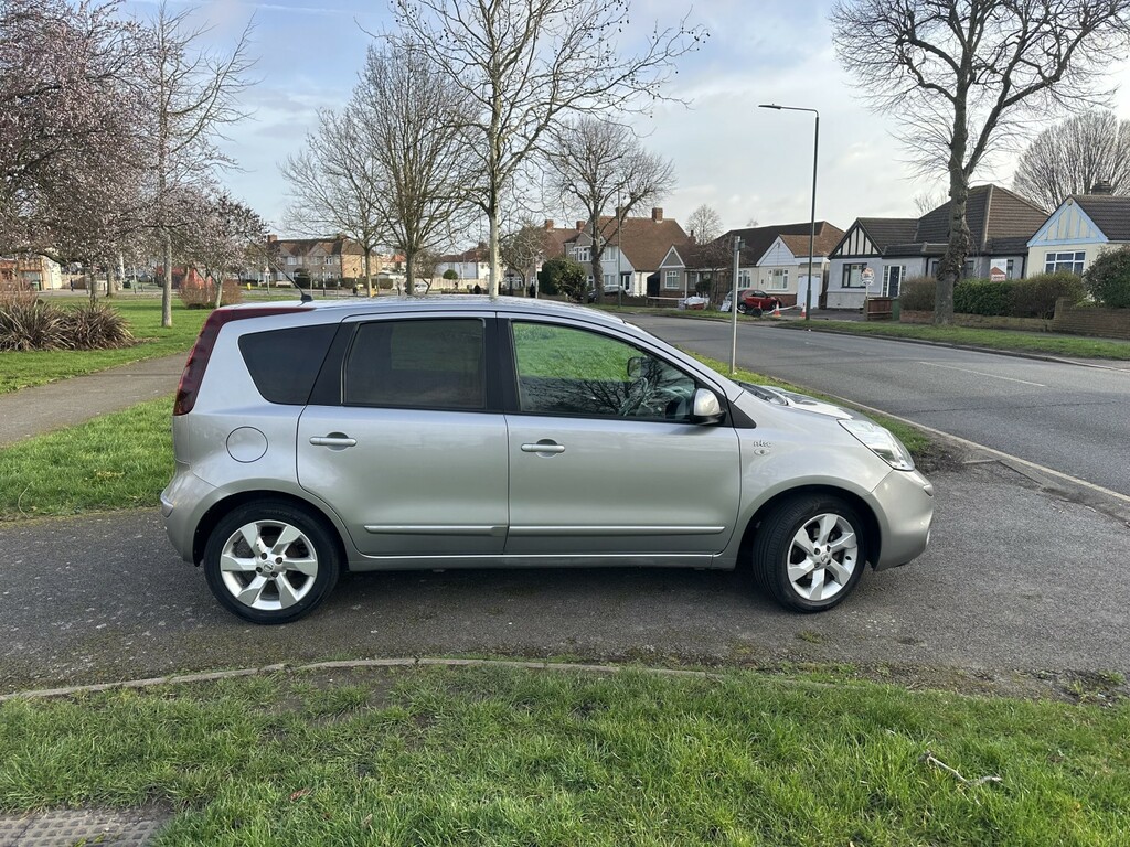 Nissan Note Hatchback 1.6 16V N-tec 200959 LR59DYD Silver #3