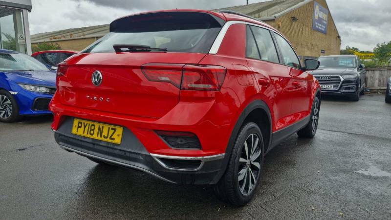 Volkswagen T-Roc 1.5 Tsi Evo Se - 2018 18 PY18NJZ Red #4