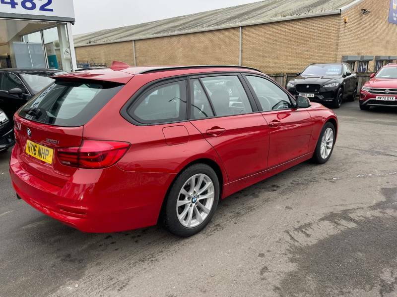 BMW 3 Series 320I Xdrive Se Step - 2016 16 HY16NHP Red #6