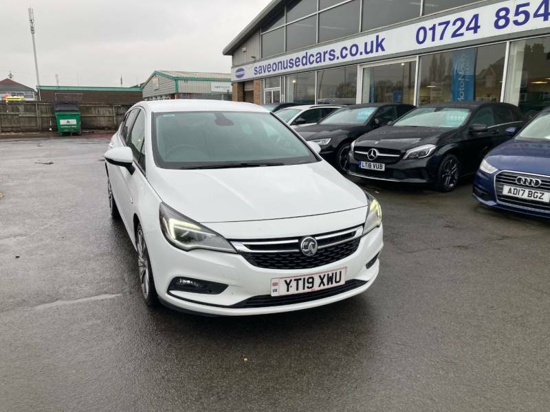 Vauxhall Astra 1.4T 16V 150 Griffin - 2019 19 YT19XWU White #4