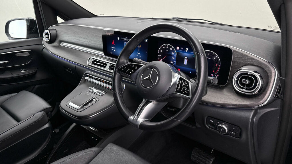 Mercedes-Benz V Class 2.0 V220d Premium Mpv G-tronic Euro 6 LL24HHA Black #5