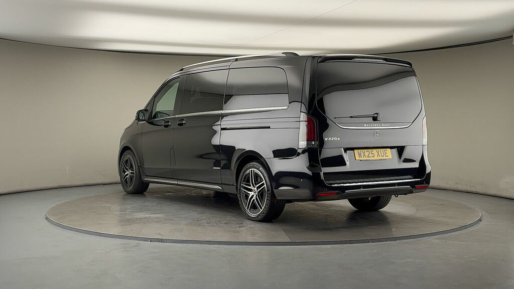 Mercedes-Benz V Class 2.0 V220d Premium Mpv G-tronic Euro 6 WX25XUE Black #2