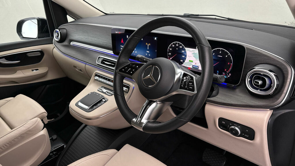 Mercedes-Benz V Class 2.0 V220d Premium Mpv G-tronic Euro 6 LR25PKA Black #5