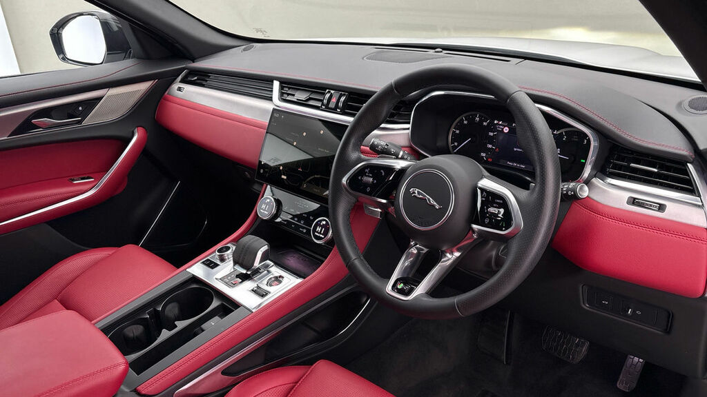 Jaguar F-Pace 2.0 D200 Mhev R-dynamic S Suv Awd BJ72GFE White #5