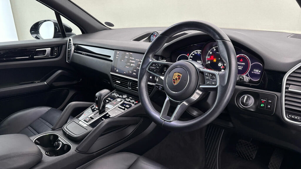 Porsche Cayenne 3.0T V6 Platinum Edition Suv Tiptronics LV22ZVA Black #5
