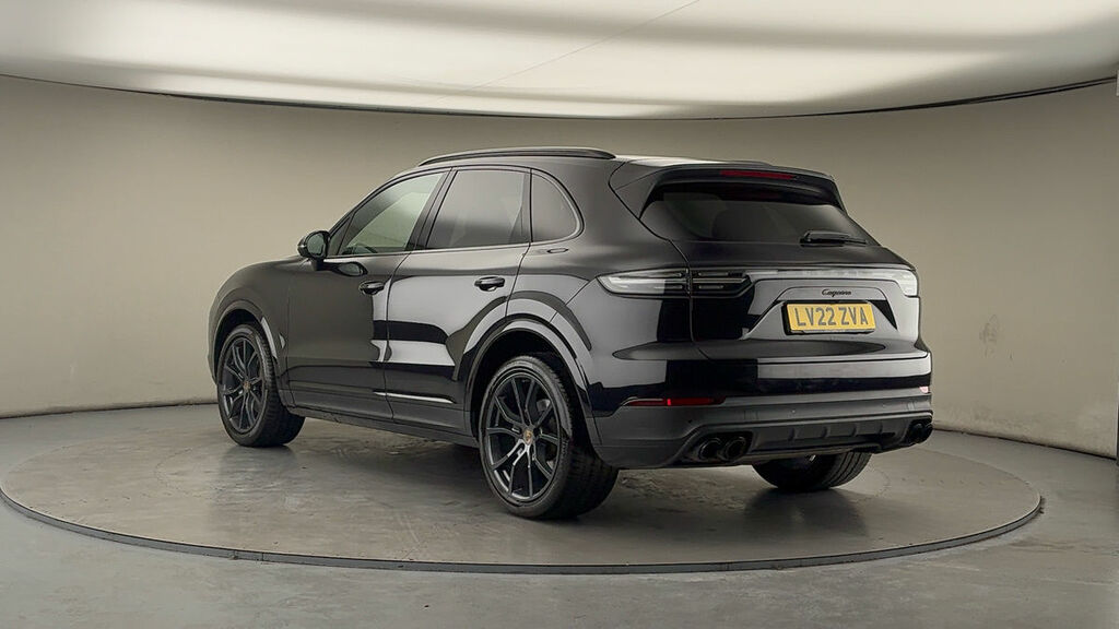 Porsche Cayenne 3.0T V6 Platinum Edition Suv Tiptronics LV22ZVA Black #2