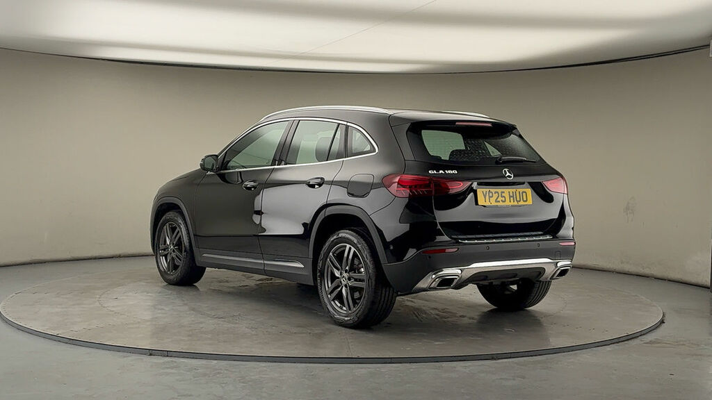 Mercedes-Benz GLA Class 1.3 Gla180h Mhev Sport Edition Suv Hybr YP25HUO Black #2