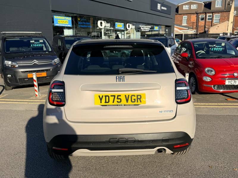 Fiat 600 1.2 Hybrid 48V Edct-6 - 2025 75 YD75VGR Beige #6