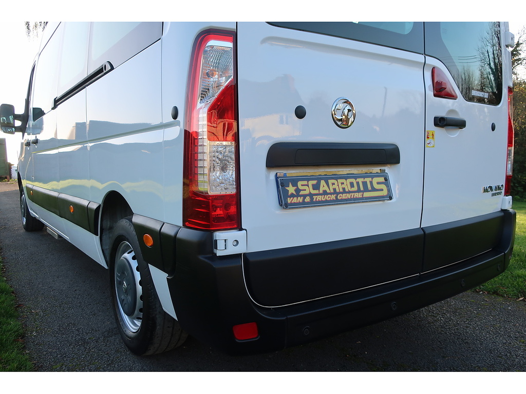 Vauxhall Movano 2.3 Cdti 3900 Biturbo Minibus L3 White #4