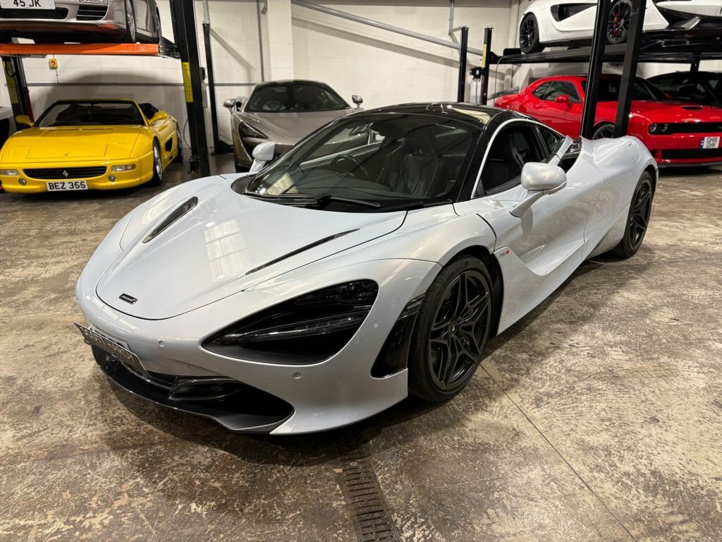 McLaren 720S 4L Null White #5