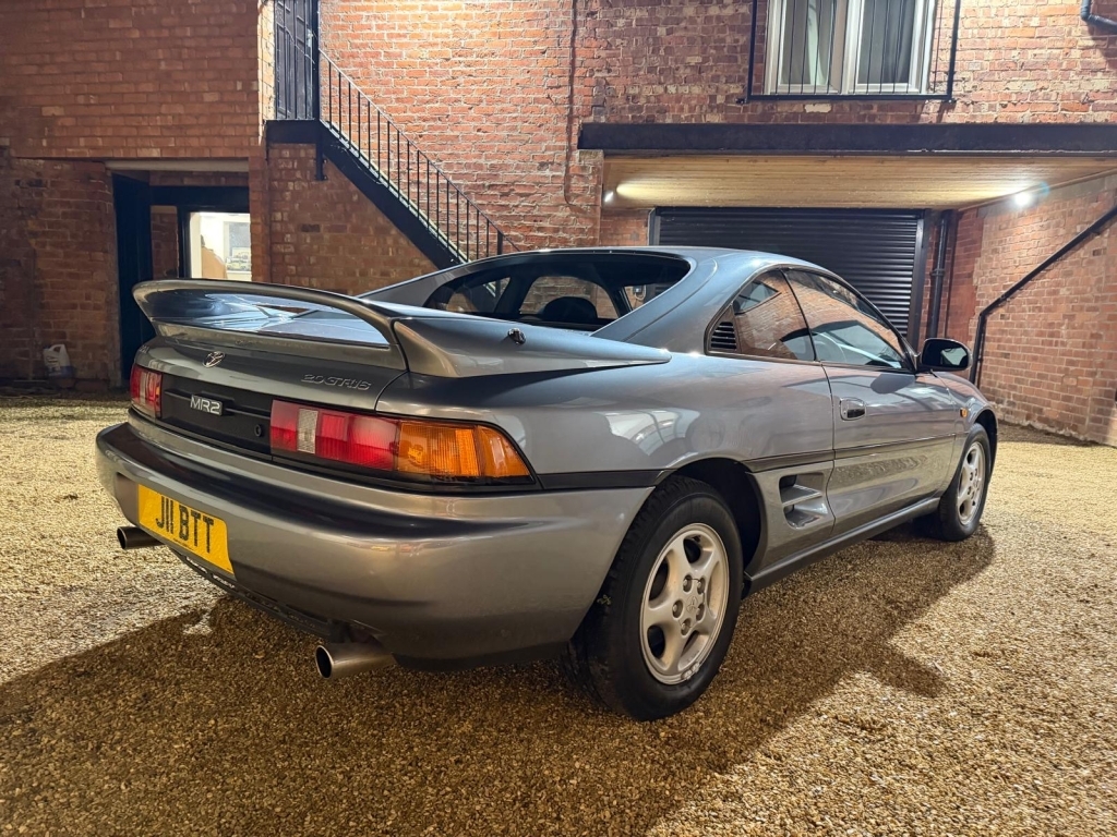 Toyota MR2 Coupe Red #8