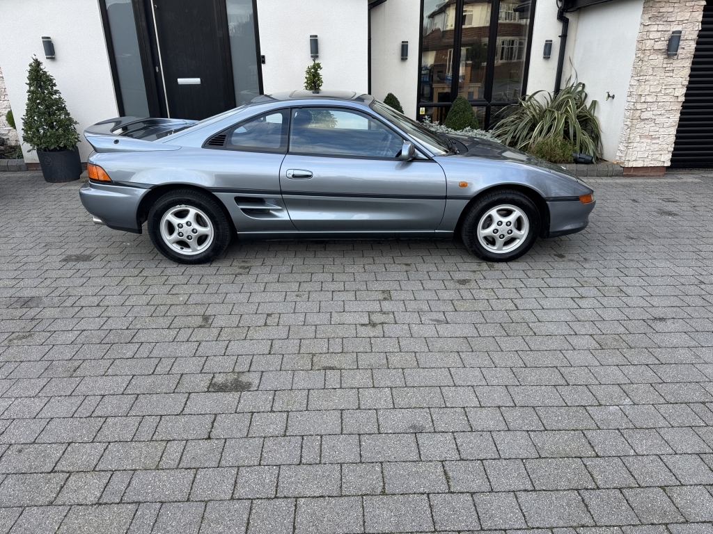 Toyota MR2 Coupe Red #27