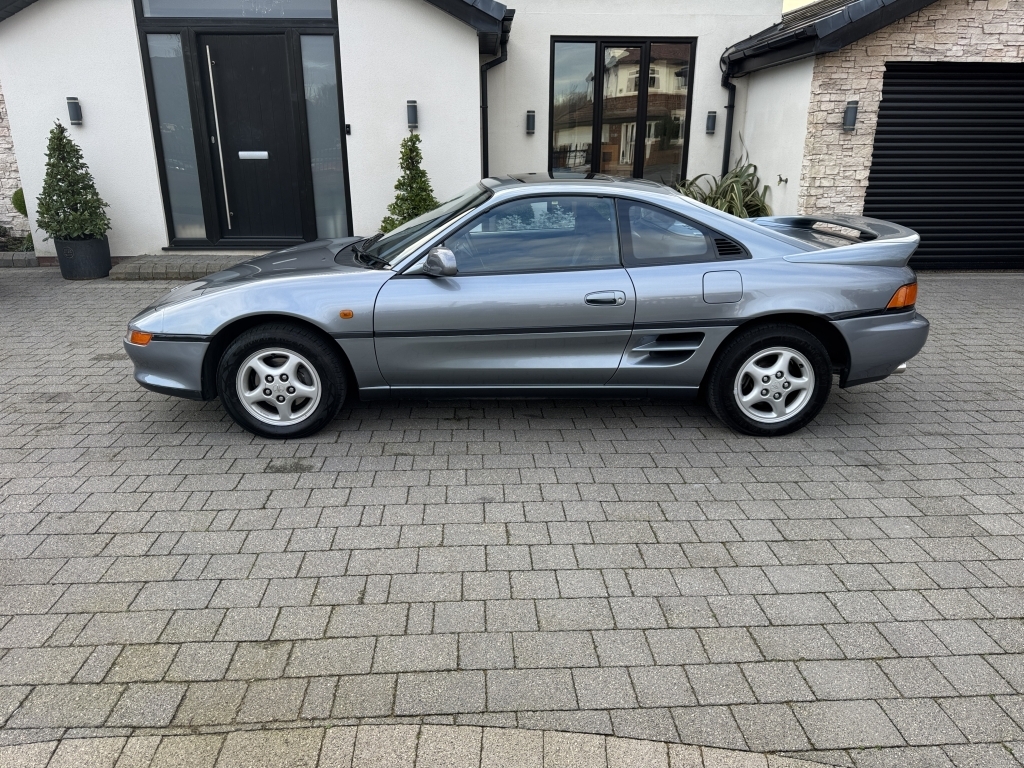 Toyota MR2 Coupe Red #41