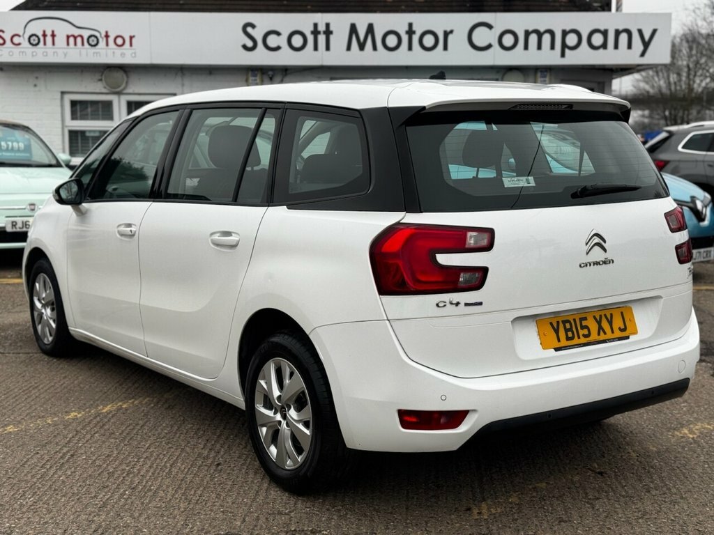 Citroen Grand C4 Picasso 1.6L Exclusive YB15XYJ White #2