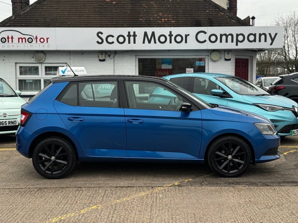 Skoda Fabia 1L Colour Edition OU18WWK Blue #6