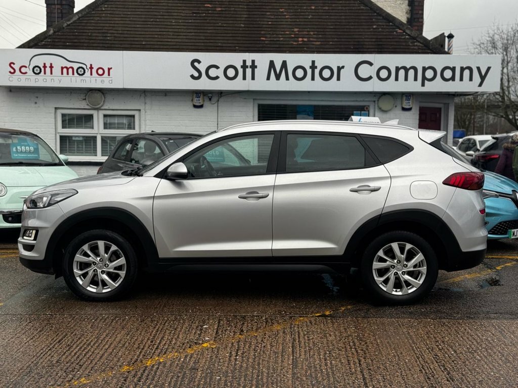 Hyundai Tucson 1.6L Se Nav EA19UFK Silver #4