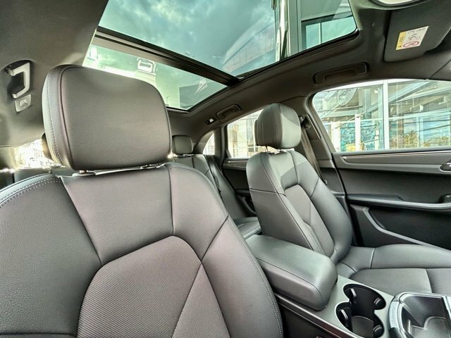 Porsche Macan 2.0T Suv Silver #2