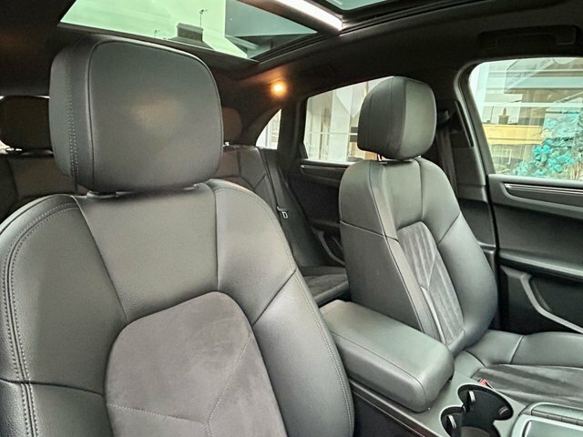 Porsche Macan 2.0T Suv ST70OLW Grey #2
