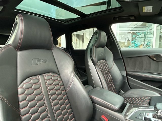 Audi RS4 Avant 2.9 Tfsi V6 Carbon AO18MDZ Red #2