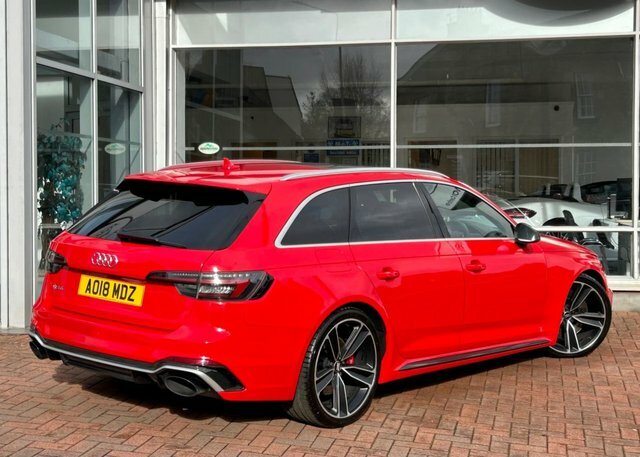 Audi RS4 Avant 2.9 Tfsi V6 Carbon AO18MDZ Red #5