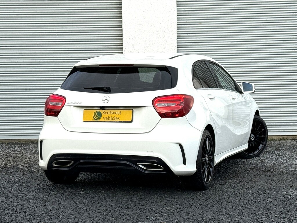 Mercedes-Benz A Class 1.5 A180d Amg Line 2017 WG17MFV White #3
