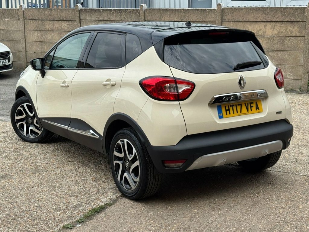 Renault Captur 1.5L Signature Nav White #6