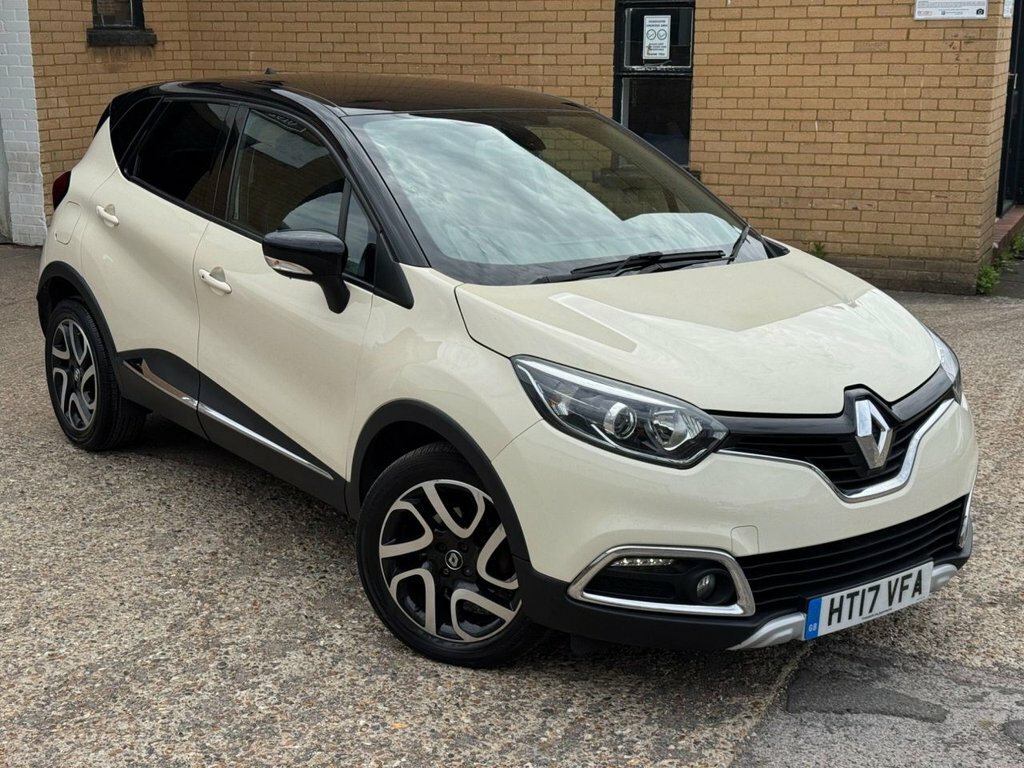 Renault Captur 1.5L Signature Nav White #2