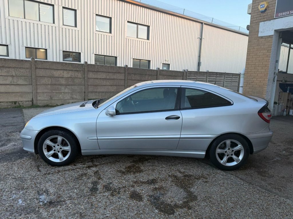 Mercedes-Benz C Class 2.1L Se Silver #5