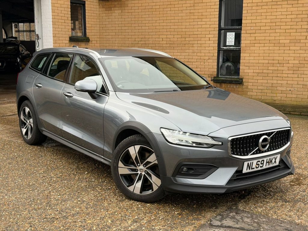 Volvo V60 Cross Country 2L Plus Grey