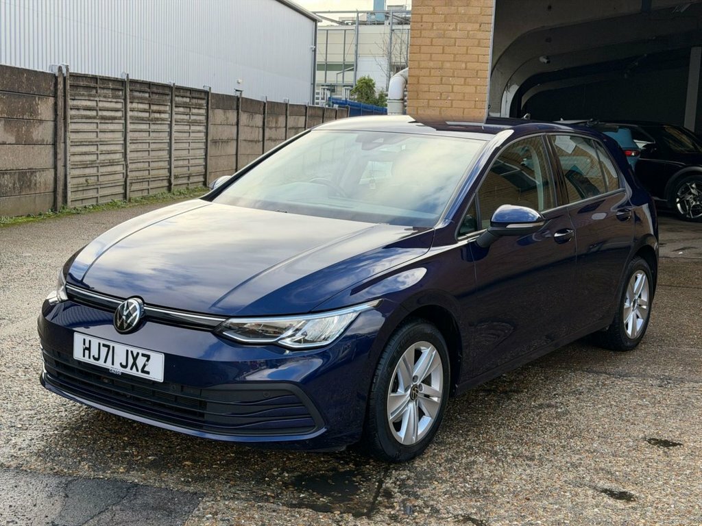 Volkswagen Golf 2L Life HJ71JXZ Blue #4