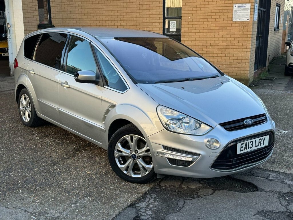 Ford S-Max 2L Titanium Silver