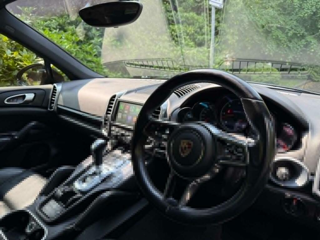 Porsche Cayenne 3.0 Td V6 2015 FN65RZD Black #5