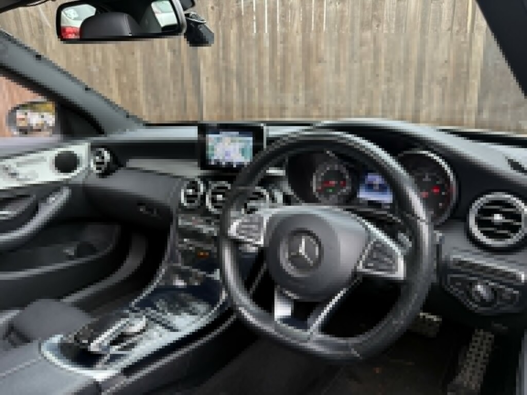 Mercedes-Benz C Class 2.1 C220d Amg Line 2017 MC66KEJ White #4
