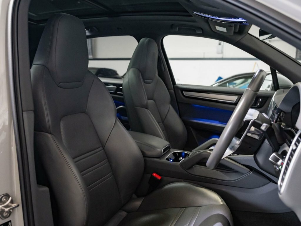 Porsche Cayenne 3L Platinum Edition YN72XBY Grey #6