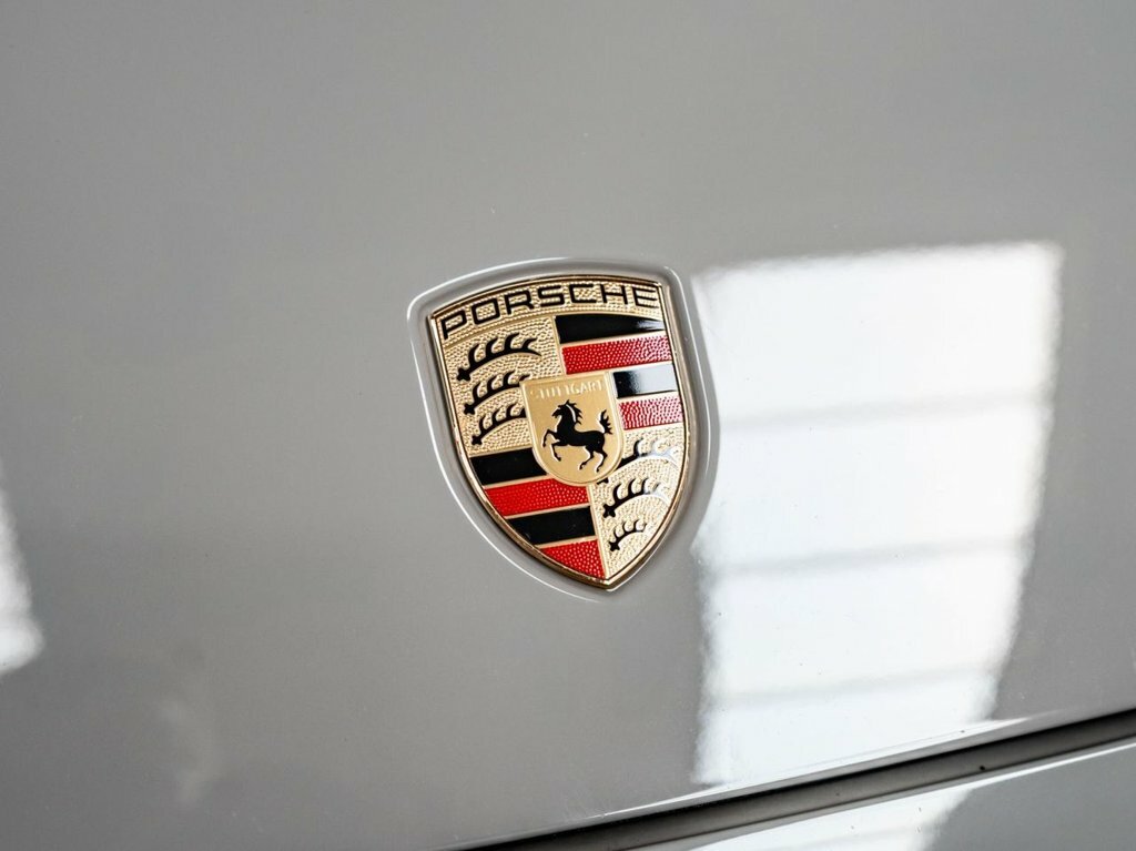 Porsche Cayenne 3L Platinum Edition YN72XBY Grey #4