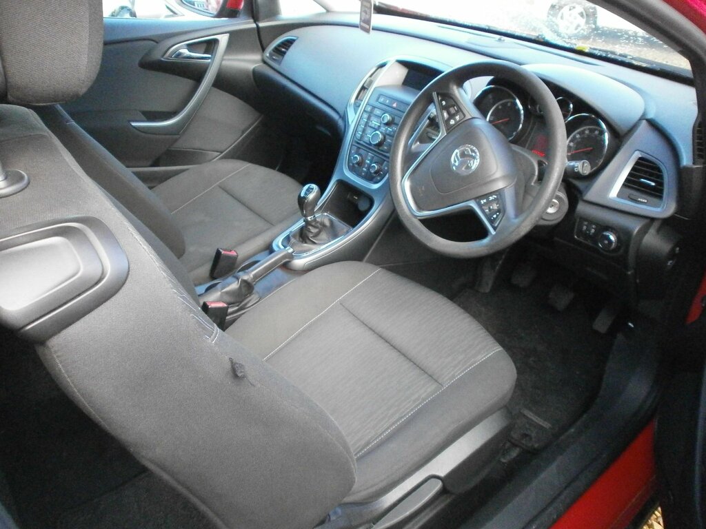 Vauxhall Astra 1.7 Cdti 16V 130 Sport Red #4